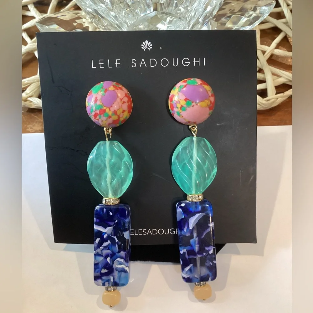 🆕 LELE SADOUGHI STONE STACKED SIGNED PIERCED EARRINGS-NEW ON CARD W POUCH! - Picture 2 of 7